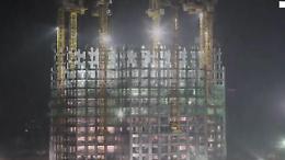 Cina: grattacielo di 57 piani completato in 19 giorni - il timelapse