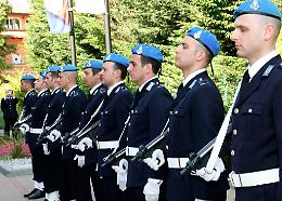 Polizia penitenziaria, festa con giallo