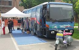 Un bus azzurro per salvare vite