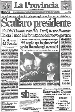 Ai funerali del giudice Falcone il grido di Rosaria Costa, vedova di uno degli agenti della scorta