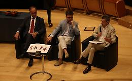 Stradivari 1715-2015
Ecco il ‘libro-gioiello’
