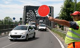 Martedì disagi sul ponte di Po