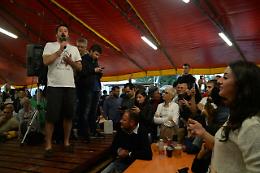 Salvini scalda il popolo leghista: 'Giochiamo per vincere'