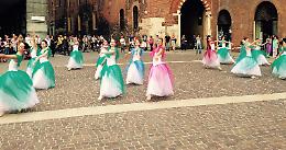 Graffiti, flash-mob e concerti 
La cultura “invade” la città 