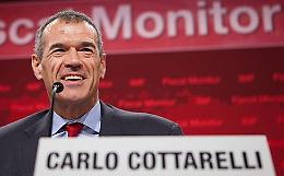 Manovra: Cottarelli, bene plastic tax ma ci sono troppe tasse