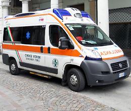 Fa jogging a 30 gradi, malore: 74enne grave in ospedale