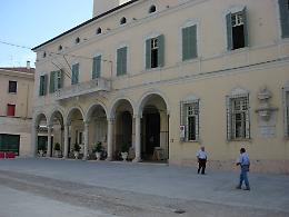 Il municipio ha riaperto al pubblico