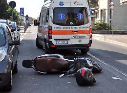 Malore in scooter, giornalista ferito