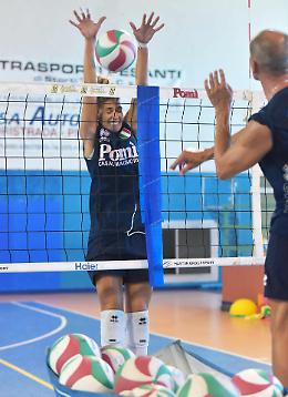 La Pomì in allenamento alla palestra Baslenga di Casalmaggiore