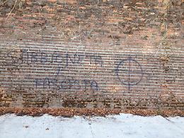 Nuove scritte sulle mura