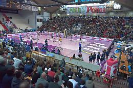 Il PalaRadi non passa l'ispezione, niente Champions per Cremona