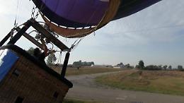 Ferrara. Balloons Festival, il battesimo del volo in mongolfiera
