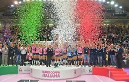 La Supercoppa è della Pomì, Novara battuta 3-2