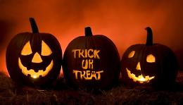 Halloween vandalico, uova e ortaggi contro le case