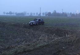 Si schianta con l'auto rubata