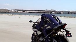 Yamaha lancia 'Motobot': anche il centauro robot sfida Valentino Rossi