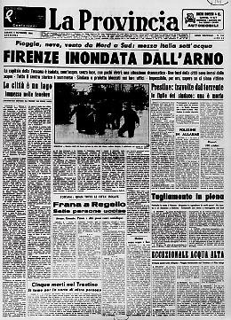 Il centro storico di Firenze è sommerso dalle acque dell'Arno e una violentissima mareggiata allaga Venezia