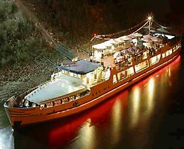 Il mese di dicembre sul grande fiume con la Motonave Stradivari 