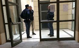Incastrato da un calzino, ladro arrestato ed espulso dall'Italia