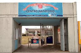 «Sui debiti dicano la verità» 
Piscina, la rabbia dello staff