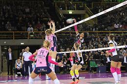 La prima brutta Pomì della stagione perde 3-0 a Modena