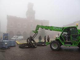 Pista di pattinaggio, operazioni di montaggio: tutti sul ghiaccio da venerdì 4 dicembre a domenica 10 gennaio