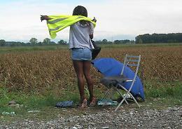 Prostitute senza giubbino catarifrangente, altre multe