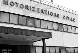 Moto: circuiti di prova da mettere a norma, esami della patente sospesi