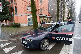 I carabinieri al supermercato In's di via Burchielli