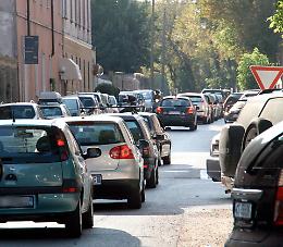 Viabilità, intervento su un tratto di fognatura in via del Giordano