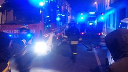 Incendio in un rustico