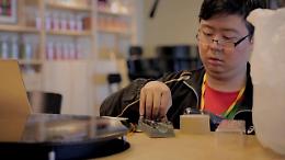 Ikea Taiwan, a tavola niente smartphone: servono per scaldare il pasto