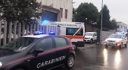 Dita schiacciate da una macchina, grave infortunio sul lavoro