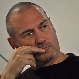 Raul Montanari presenta 'Il regno degli amici' e premia gli studenti scrittori cremaschi