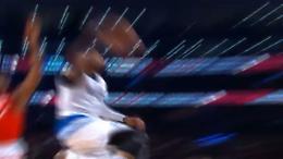 LeBron, che schiaccata all'All-Star Game!