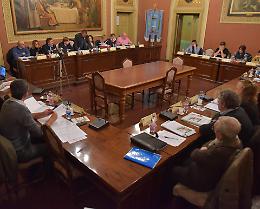 Caso Progetto Pioneer, 'via tutte le deleghe all'assessore'