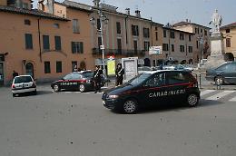 Ladri in casa, via i contanti e la 500