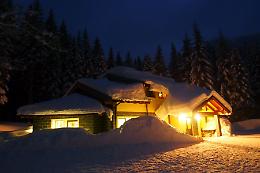 Rifugio Lagdei  - Ultime ciaspolate sabato 19 e domenica 20 marzo