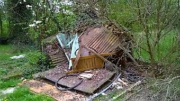 San Felice, case tra topi e discariche