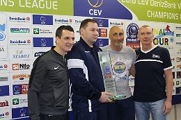 Le immagini: la conferenza stampa di giocatrici e coach al PalaGeorge di Montichiari
