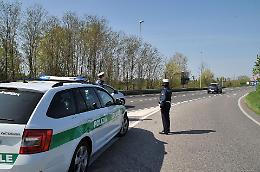 Scooterista urtato in tangenziale. Si cerca una Mercedes classe A