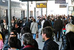 Sui treni e nelle stazioni controlli con guardie armate