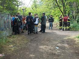 Spiegamento di forze per il rave