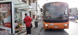 Bus Km, stop agli abusivi: raddoppiano i controllori