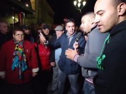 Maxirissa in strada, il caso in tv