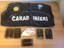 Hashish per gli studenti, presi due spacciatori