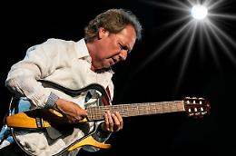 Milano. Doppio concerto del chitarrista e fondatore dei Fourplay Lee Ritenour