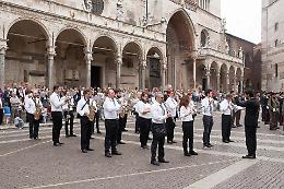 La festa del 2 giugno in piazza del Comune