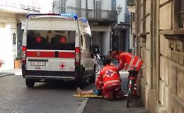 Malore in centro, anziana soccorsa