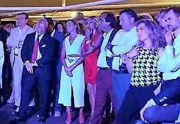 Festa vip sulla Stradivari